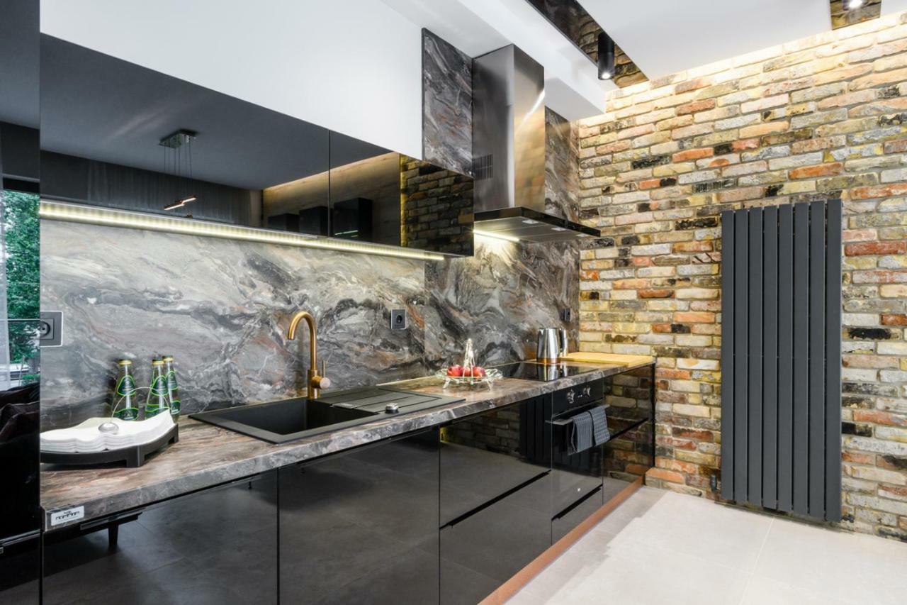 Zlota Luxury Apartments 바르샤바 외부 사진
