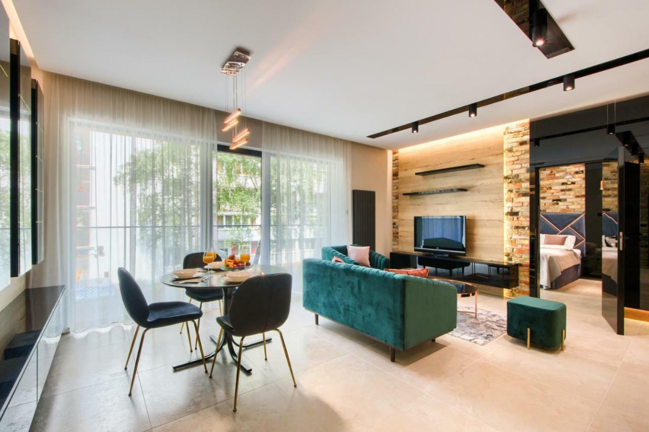 Zlota Luxury Apartments 바르샤바 외부 사진