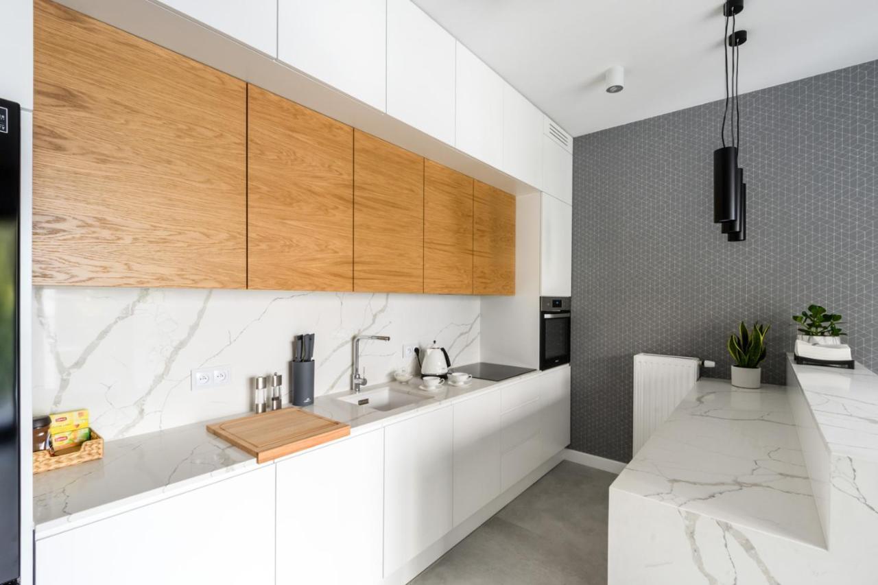 Zlota Luxury Apartments 바르샤바 외부 사진