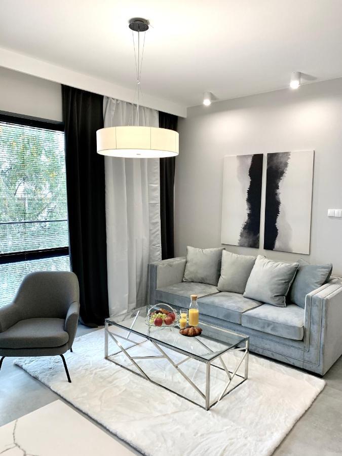 Zlota Luxury Apartments 바르샤바 외부 사진