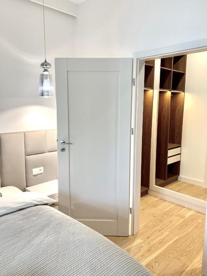 Zlota Luxury Apartments 바르샤바 외부 사진