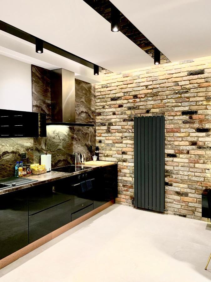 Zlota Luxury Apartments 바르샤바 외부 사진