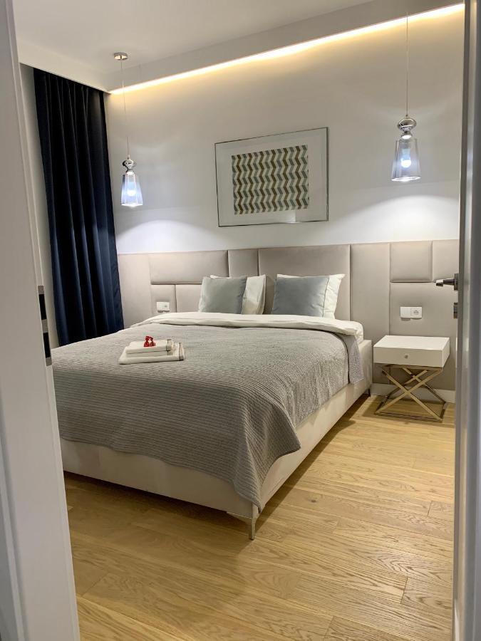 Zlota Luxury Apartments 바르샤바 외부 사진