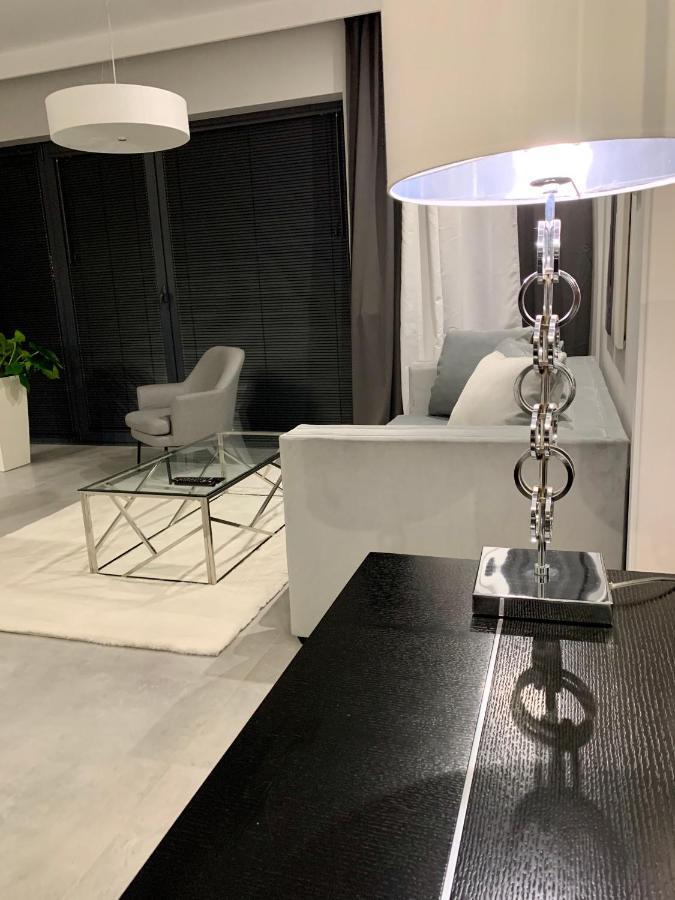 Zlota Luxury Apartments 바르샤바 외부 사진
