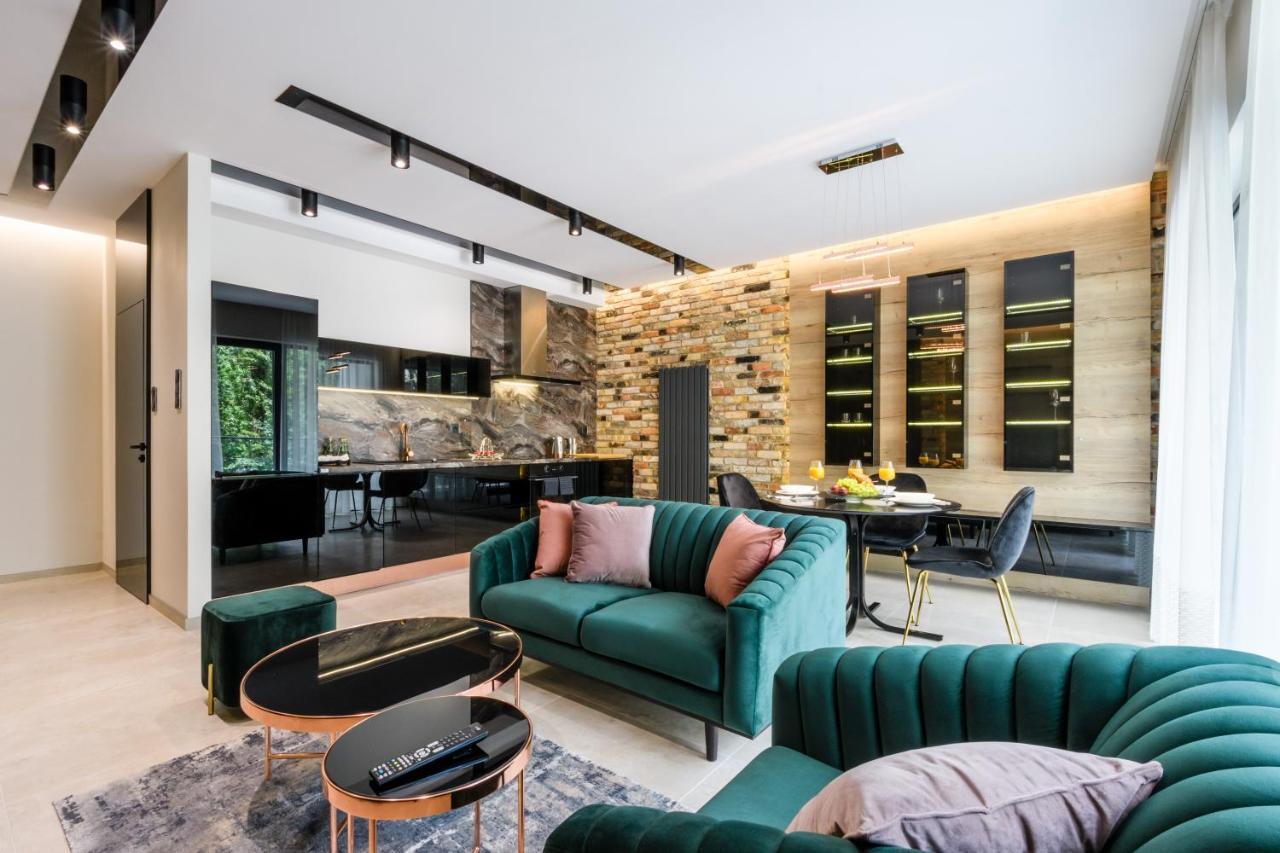 Zlota Luxury Apartments 바르샤바 외부 사진
